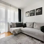 Διαμέρισμα Wola Okopowa Luxury By Bookinghost