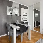 Διαμέρισμα Wola Okopowa Luxury By Bookinghost *